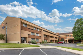  Comfort Inn Lansing  Ленсинг